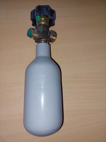 Co2 patrone mit 300 - patrone, gr
